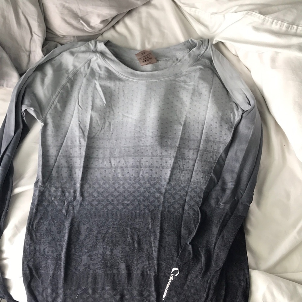 Workout top long sleeve